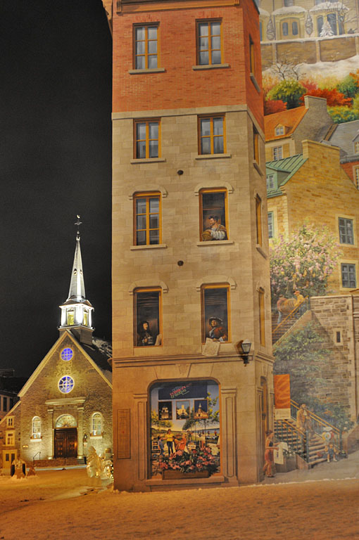 Church & mural of quebecers 2